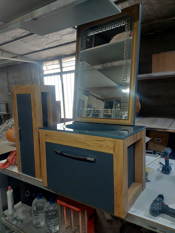 کابینت روشویی همراه آینه