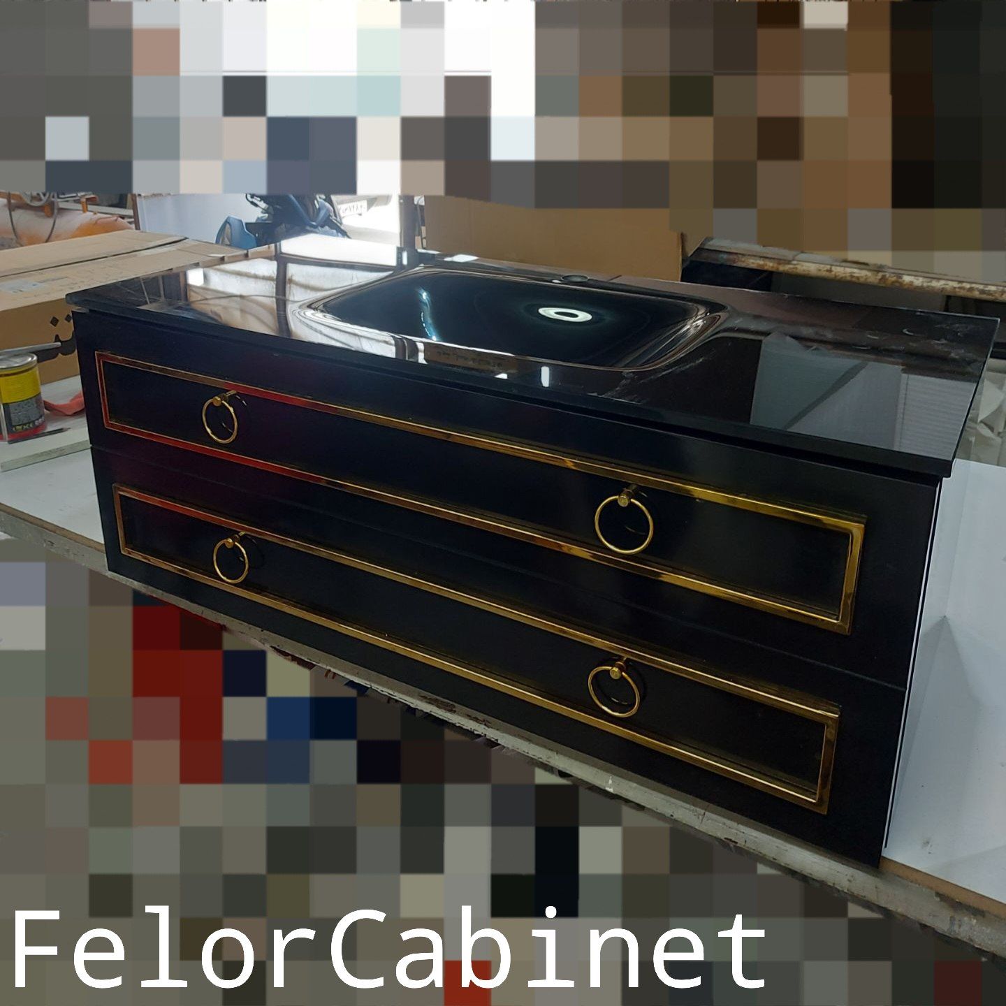 کابینت روشویی لاکچری مدل ۱۰۸۶ با طراحی کلاسیک و یراق‌آلات طلایی